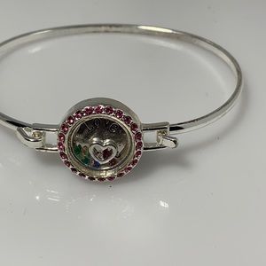 Floating charm locket bracelet Love, Hearts and Gems